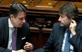 Foto Roberto Monaldo / LaPresse
11-12-2019 Roma
Politica
Camera dei Deputati - Comunicazioni del Presidente del Consiglio Giuseppe Conte sul prossimo Consiglio Europeo
Nella foto Giuseppe Conte, Dario Franceschini

Photo Roberto Monaldo / LaPresse
11-12-2019 Rome (Italy)
Chamber of Deputies - Communications from the Prime Minister Giuseppe Conte on the next European Council
In the pic Giuseppe Conte, Dario Franceschini