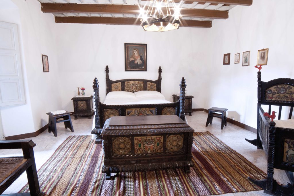 MONUMENTO 1 - CASA DEVILLA 2 ARITZO