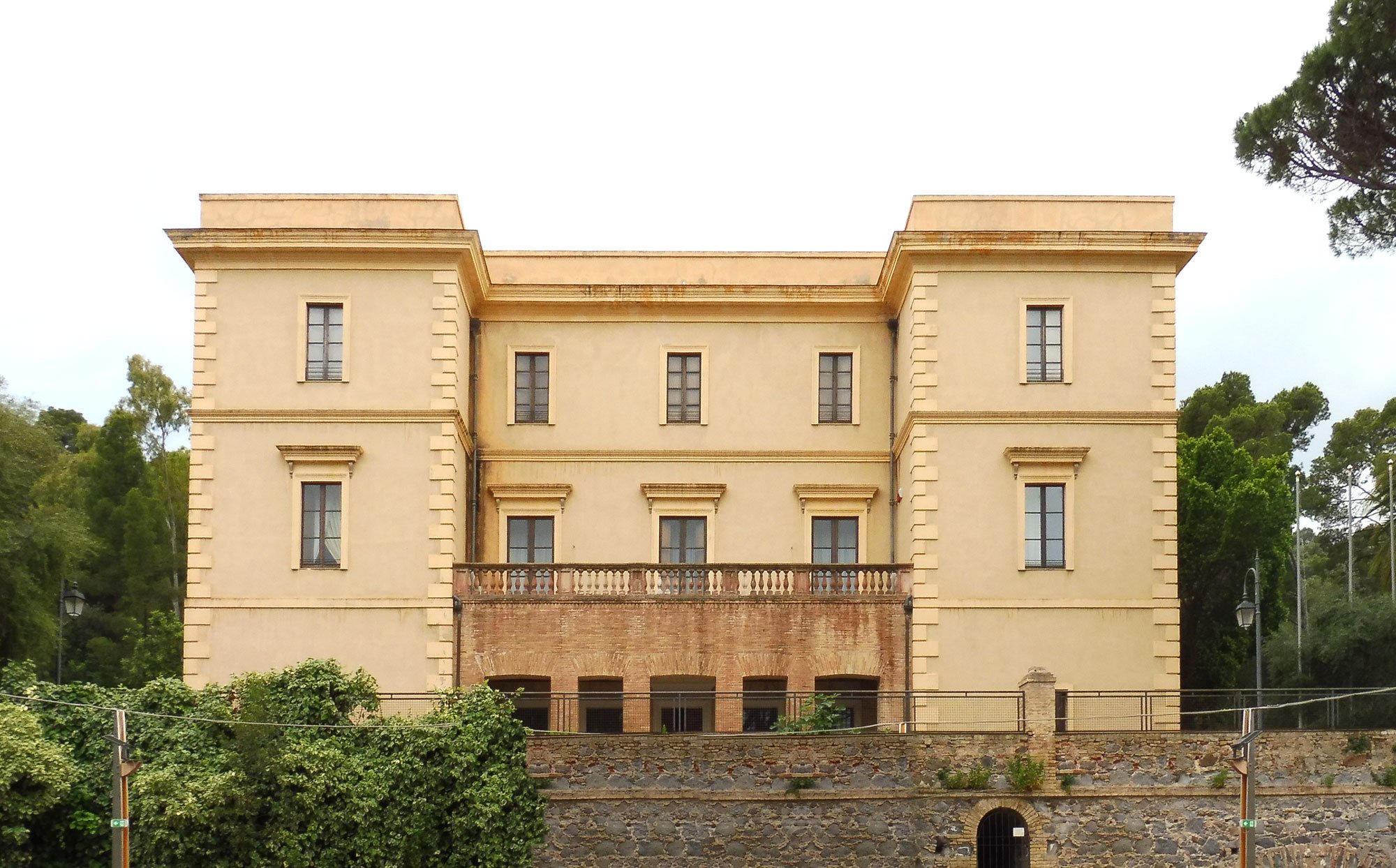 SARROCH MONUMENTO 1 VILLA SIOTTO