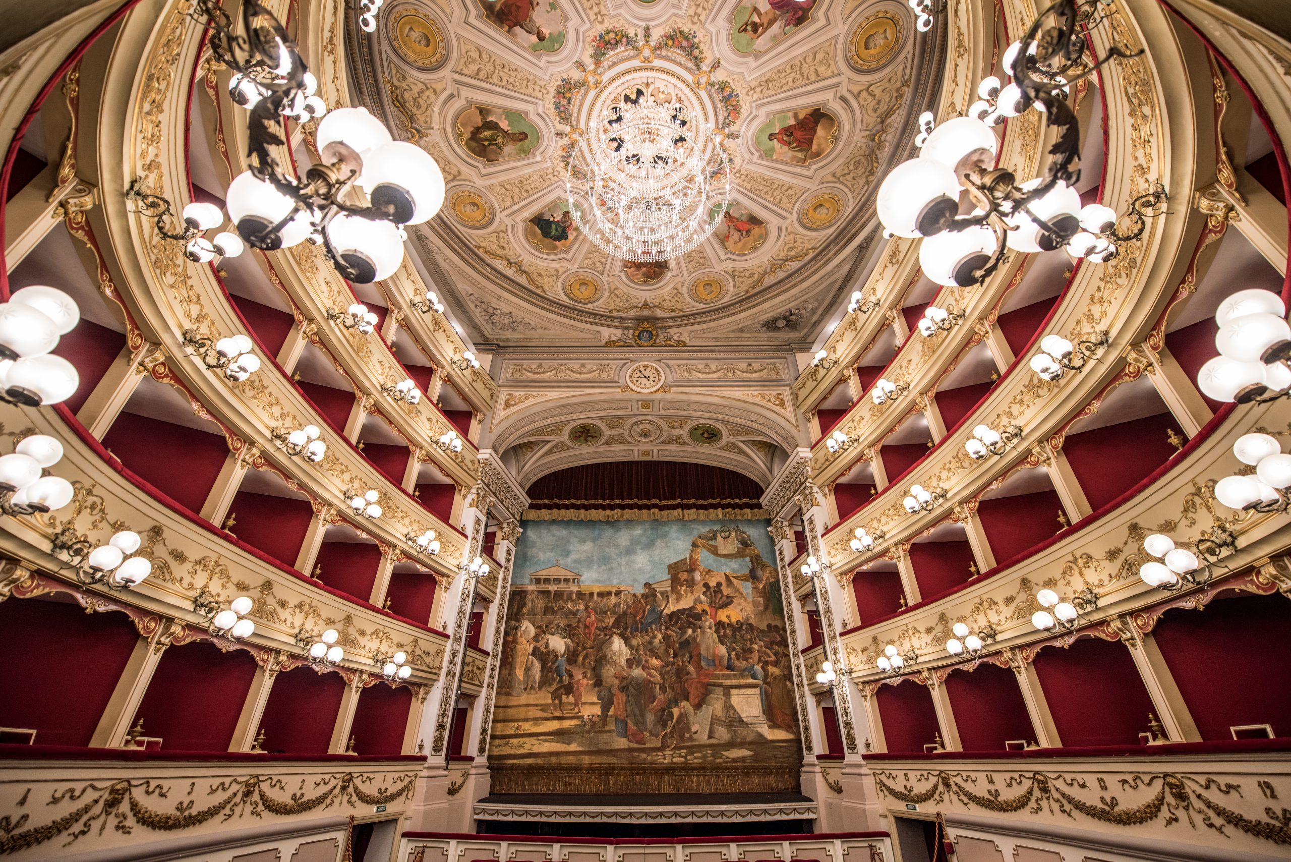 CHIETI Monumento 3 – TEATRO MARRUCINO Teatro Marrucino - Chieti