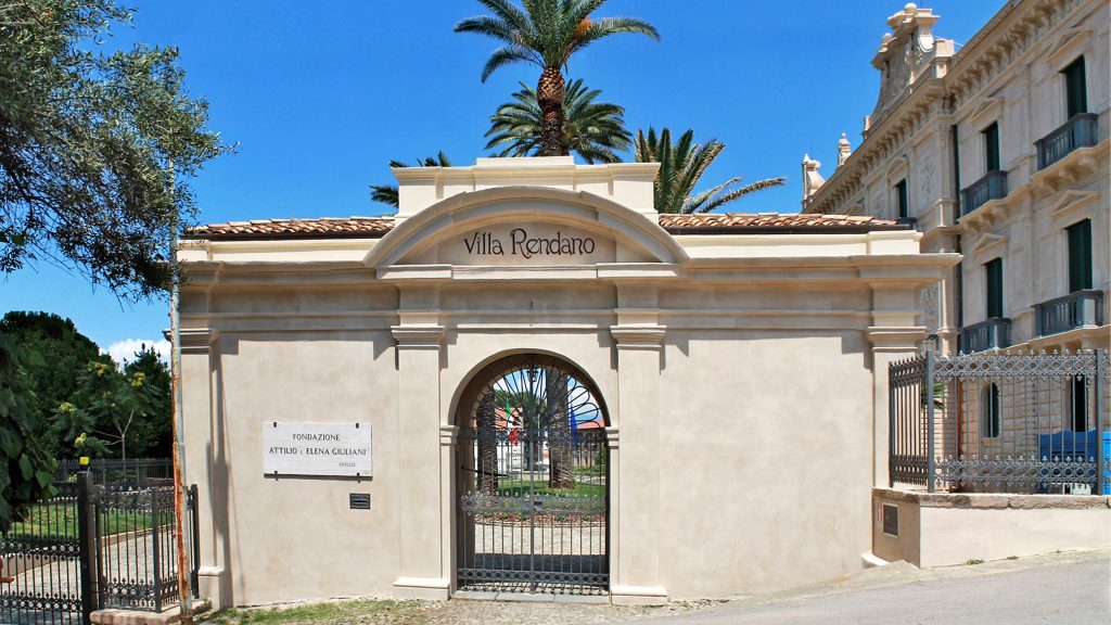 43 CS Cosenza Villa Rendano ingresso su via Triglio