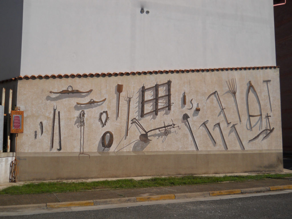 SAN SPERATE MONUMENTO 11 murale_civiltà_contadina