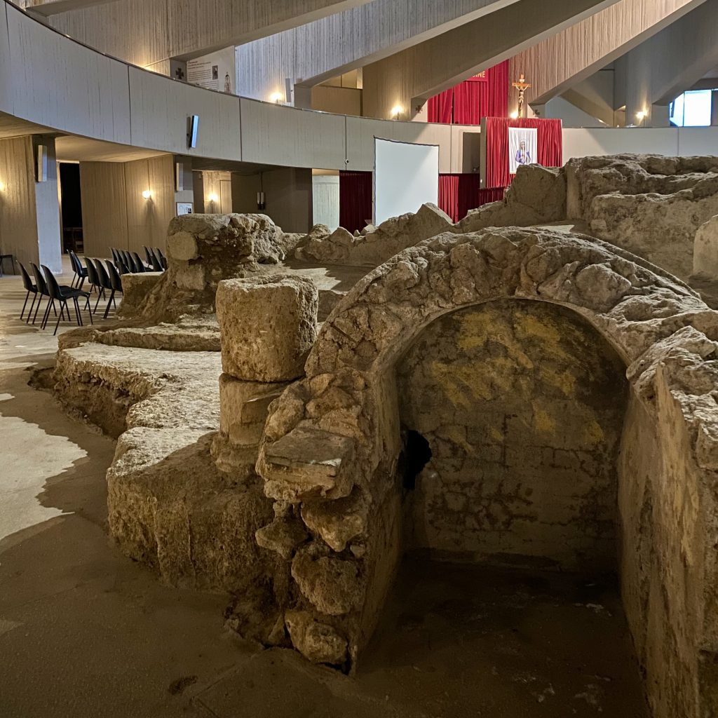 3. IMMAGINE INTERNO CRIPTA - SECONDA SOSTA IPOGEO (2)