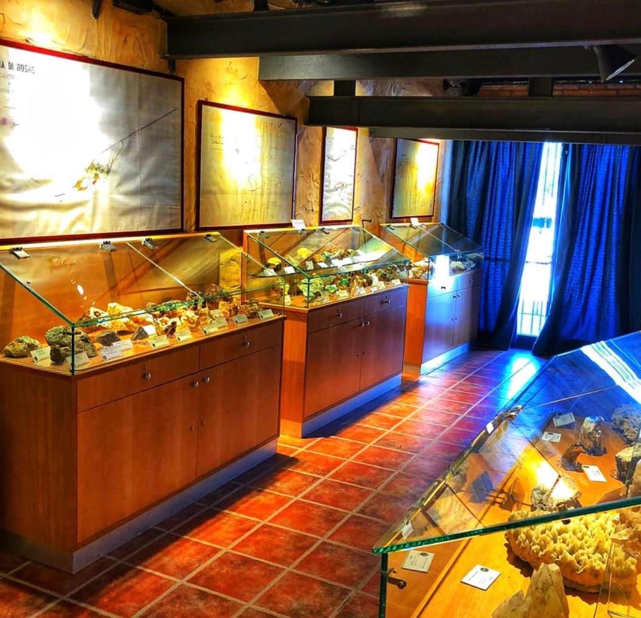 Monumento2 Museo Rosas2